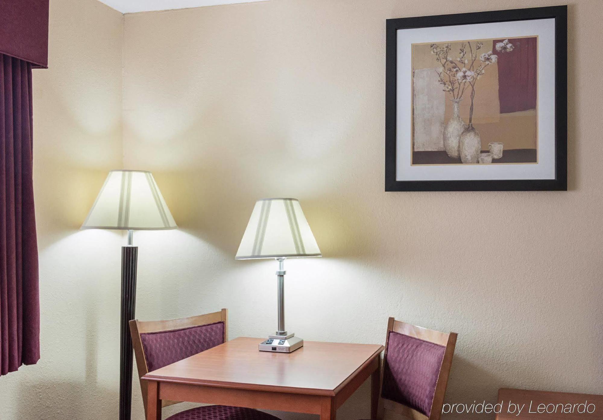 Quality Inn Los Lunas Экстерьер фото